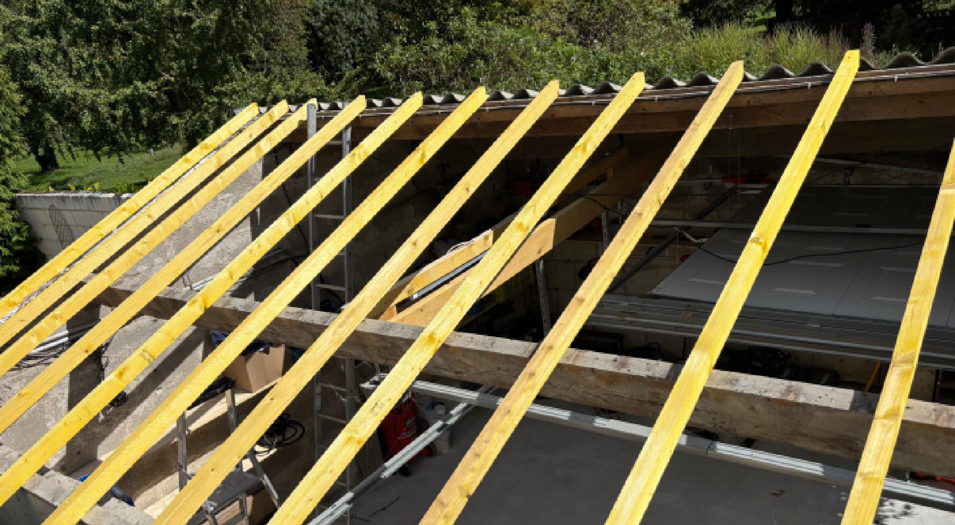 Toit en cours de construction